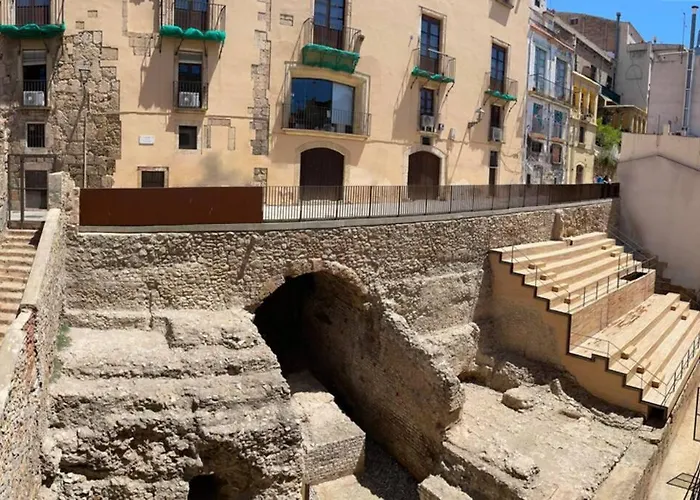 Casa Ferrers Piso 2 Piso Reformado En El Casco Antiguo De Tarragona